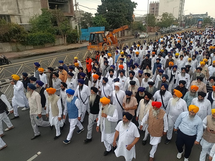 SGPC की तरफ से निकाला गया मार्च।