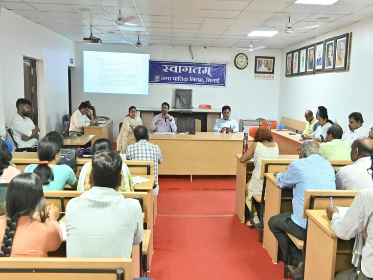 बेरोजगारी भत्ता के आवेदन को लेकर दिया गया प्रशिक्षण - Dainik Bhaskar