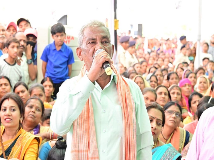 योजनाओं से मिल रहे लाभ के बारे में किसान ने सीएम को बताया