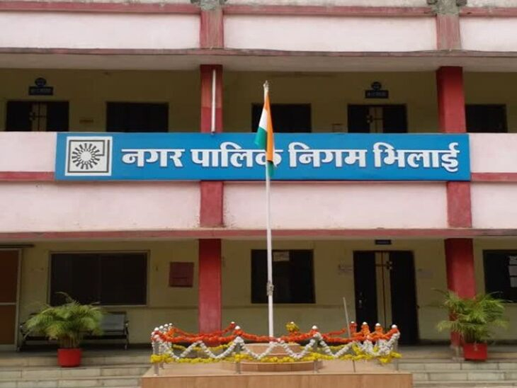 नगर निगम भिलाई यहां नेहरू नगर  पूर्व जीई रोड किनारे स्थित जिम  उद्यान में नाश्ता और चौपाटी सेंटर     खोलने जा रहा है। - Dainik Bhaskar