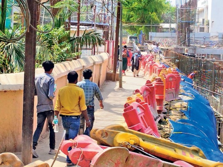 Ashok Rajpath In the emergency of PMCH, the way for the ambulance to go through Ashok ...