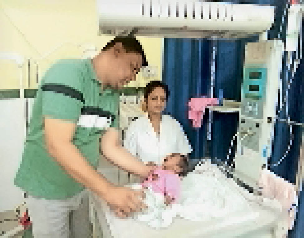 Newborn found in the cradle of the Child Welfare Committee, when the