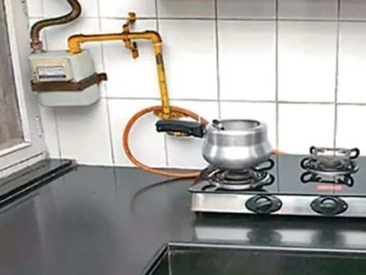 City gas projects in the cities of Chhattisgarh will be delivered through pipes to homes next year