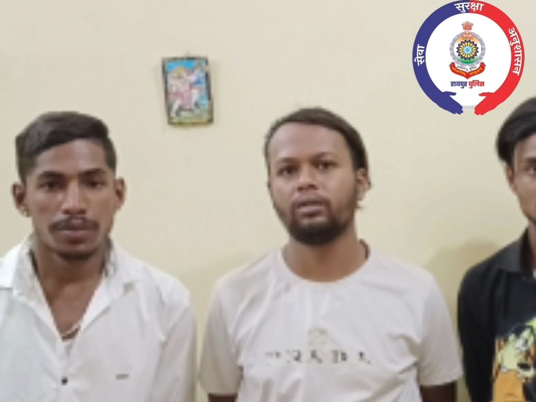 पुलिस ने नाबालिग लड़कों के घरवालों को बुलाकर समझाइश देकर छोड़ दिया है।