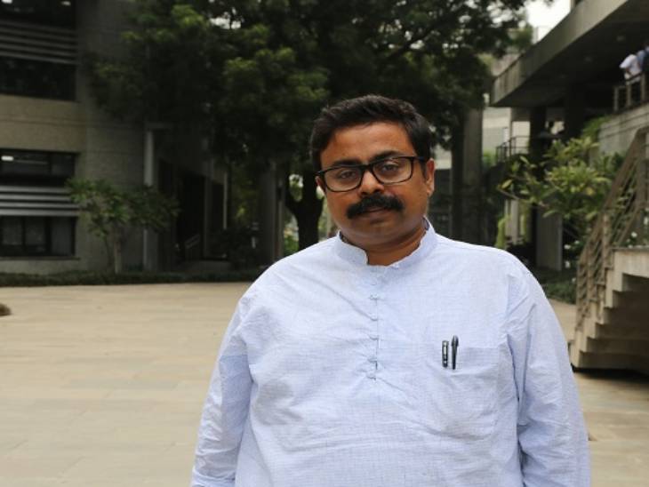 IIT-गांधीनगर के खगोलविद प्रो. आनंद सेनगुप्ता।