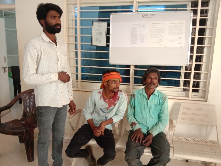 घटना में सामने वाले पक्ष के लोग भी घायल हुए थे।