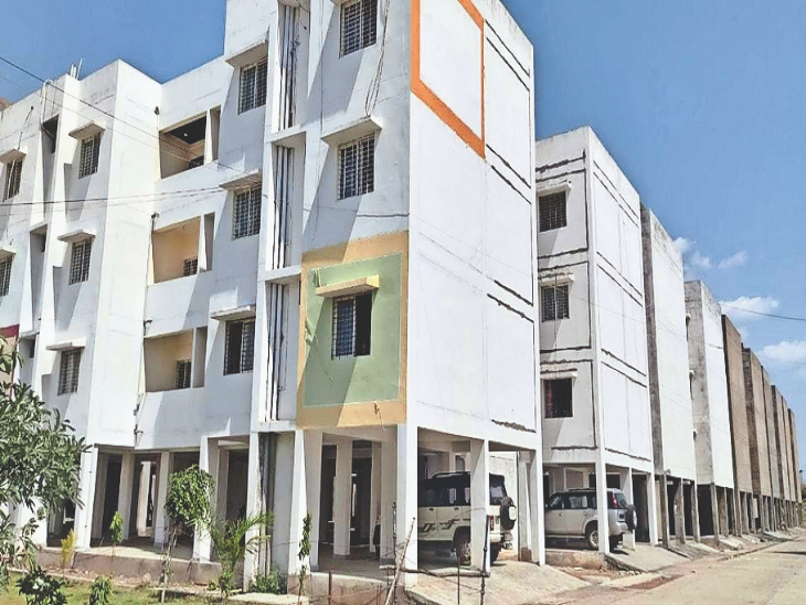 The condition of Pradhan Mantri Awas Colony... In 6 years, the full ...