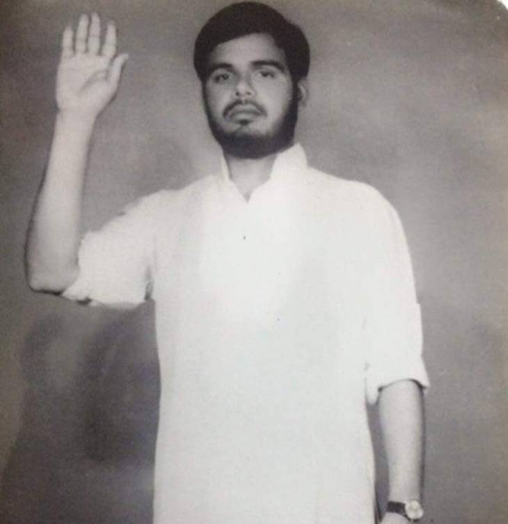 रविंद्र सिंह जनता पार्टी के टिकट पर 1978 में विधायक बने थे। कुछ ही समय बाद उनकी हत्या हो गई। उस वक्त वो सिर्फ 35 साल के थे।