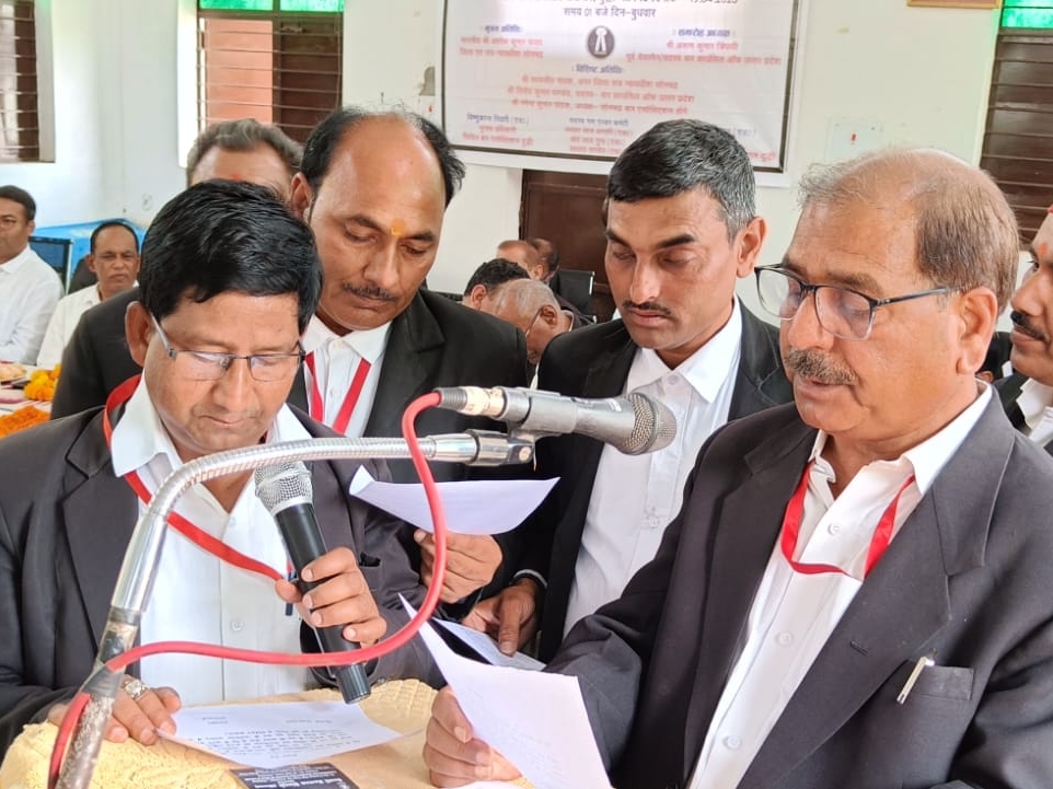 Judge Ashok Yadav said- Advocates are the pivot of law and order and ...