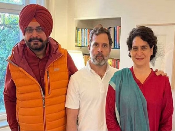 पंजाब कांग्रेस में 'गुरू' का कद चन्नी से कम: जालंधर उपचुनाव की स्टार प्रचारक लिस्ट में 2 रोडरेज केस में एक साल कैद काटने के बाद दिल्ली में राहुल गांधी और प्रियंका गांधी से मिले नवजोत सिद्धू।