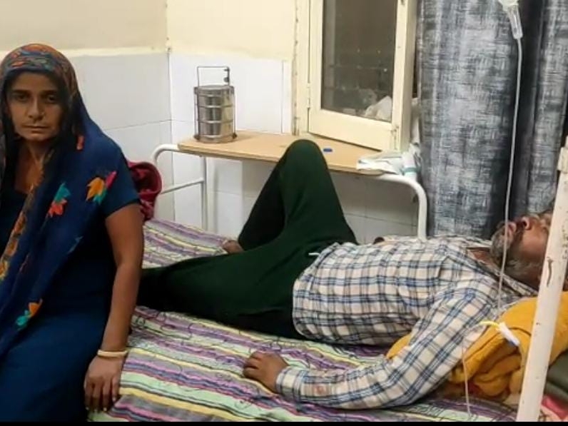 हादसे में घायल गुरमीत सिंह अस्पताल में उपचाराधीन।