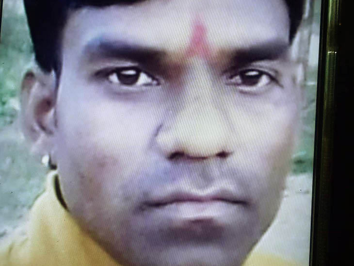 ये फोटो धनी यादव का है। DRG का वाहन यही चला रहे थे। हमले में इनकी भी जान चली गई।