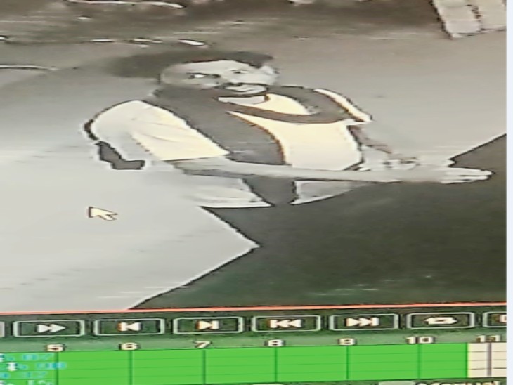 सीसीटीवी में आरोपी। - Dainik Bhaskar