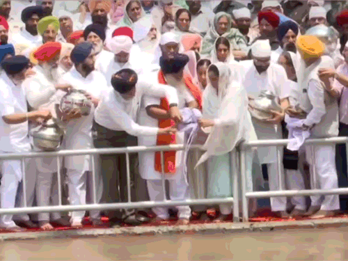 बीते दिन उनकी अस्थियों को कीरतपुर में विसर्जित किया गया।