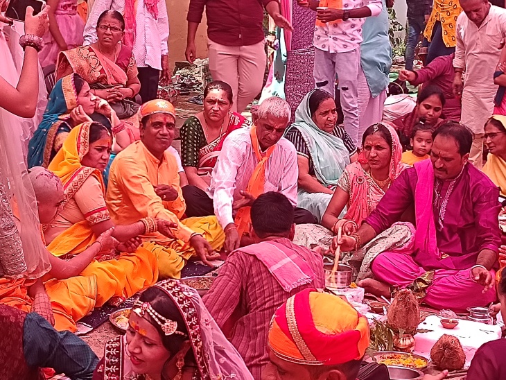 51 children wear Janeu with Vedic chanting श्रीगौड़ ब्राह्मण समाज