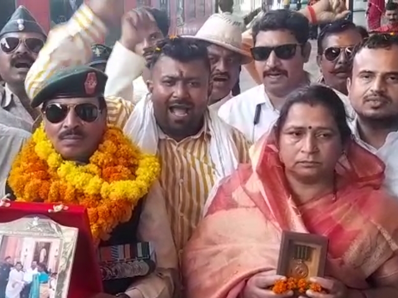 Warm posthumously awarded 'Shaurya Chakra' gallantry medal by