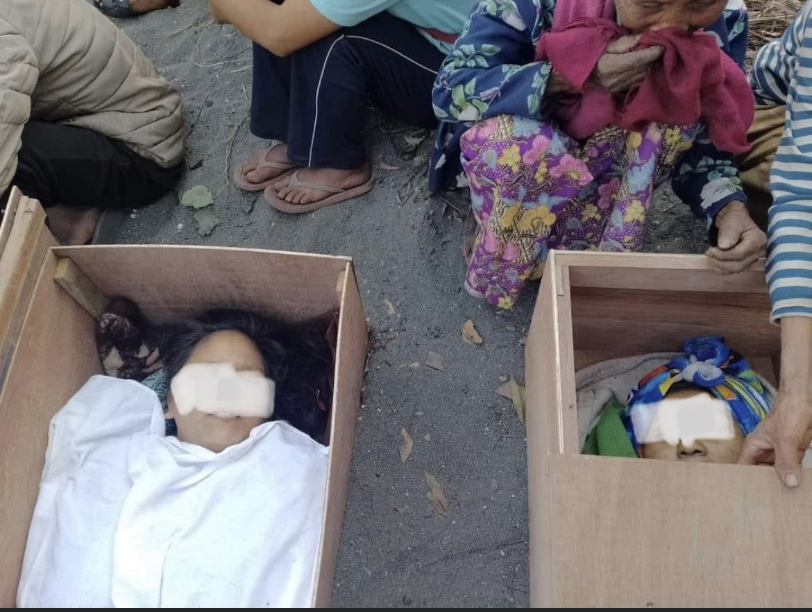 तस्वीर मंगलवार को म्यांमार की सेना के हवाई हमले में मारे गए लोगों की है। (फाइल फोटो)