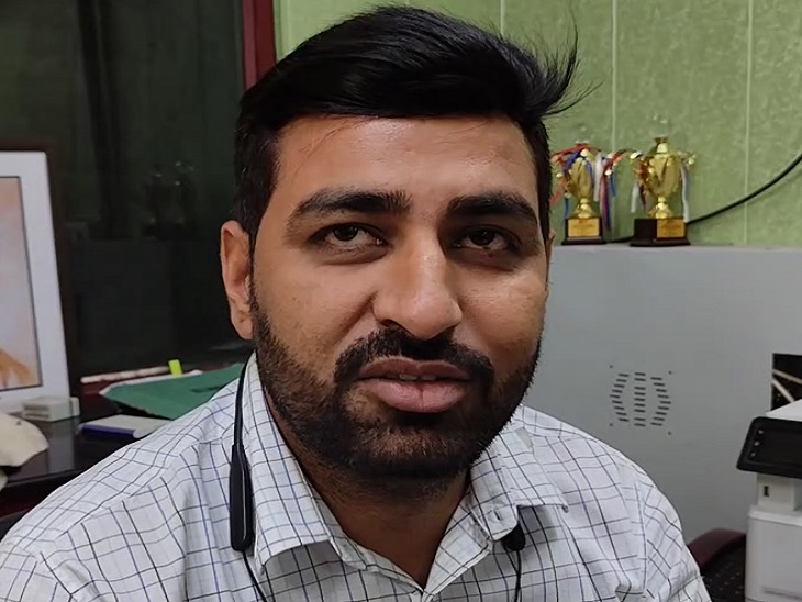 पीएनबी बैंक समराला ब्रांच मैनेजर जतिंद्र कुमार जानकारी देते।
