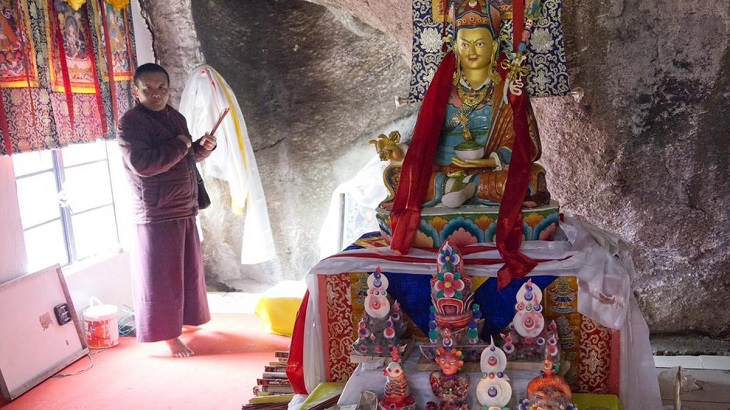 गुरुद्वारे की जगह पर बनाया गया बौद्ध मंदिर।