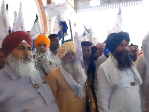 किसान मजदूर संघर्ष कमेटी के पधिकारियों के प्रदर्शन की फाइल तस्वीरें - Dainik Bhaskar