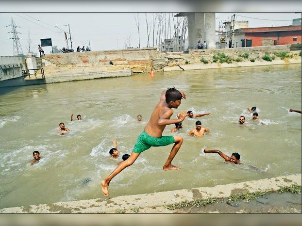 फतेहाबाद में 80 नहरें, डेंजर प्वाइंट चिह्नित नहीं, पानीपत में 21 चिह्नित - Dainik Bhaskar