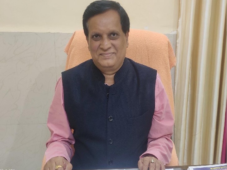 डॉ. एके तिवारी ने बताया, नोटिस देने के बावजूद अस्पताल ने नवीनीकरण नहीं कराया।