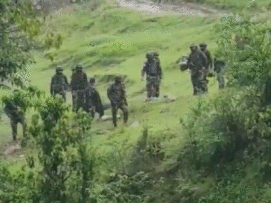 बरामद IED को ब्लास्ट कर उड़ा दिया गया।