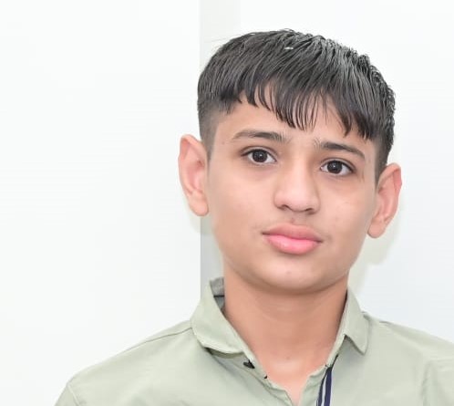 बीकानेर के श्री विलेश्वर सीनियर सैकंडरी स्कूल रासीसर के करण गोदारा के 91.50 प्रतिशत अंक आए हैं।