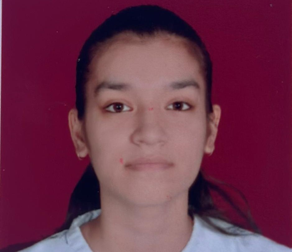 बीकानेर के पिंक मॉडल स्कूल की छात्रा निकिता सिंधी के 96.67 परसेंट मार्क्स है।