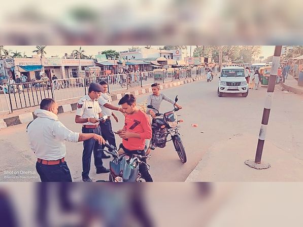Two Wheeler Riding Without Helmet Action taken on 1300 two wheeler drivers without helmets in one day ...