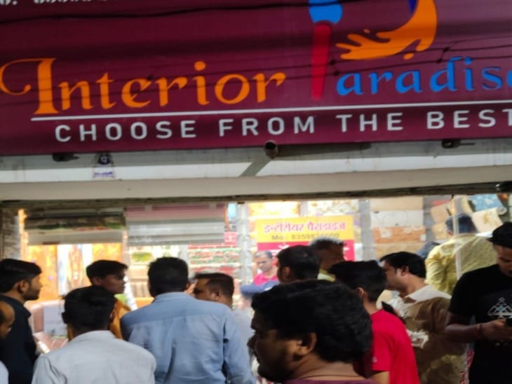 इस दुकान से हुआ अपहरण।