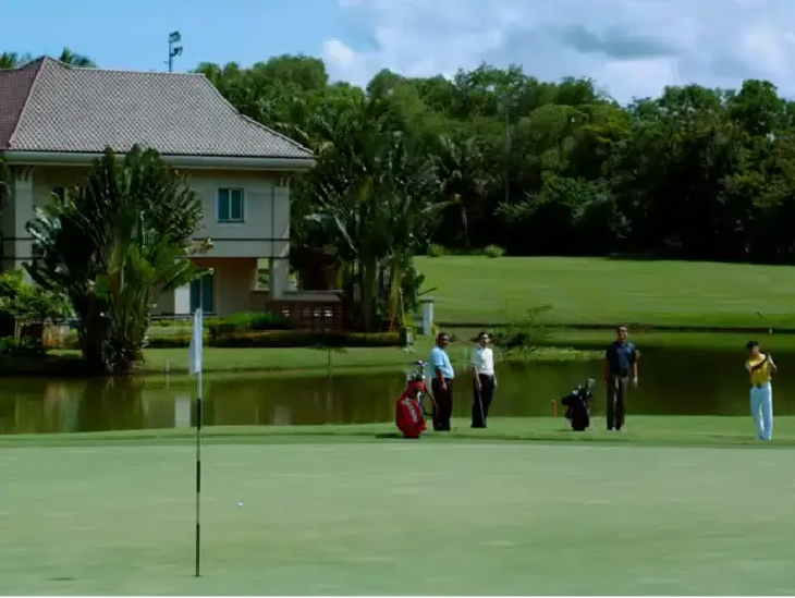 किंग ऑफ ब्रुनई के गोल्फ कोर्ट की एक तस्वीर।