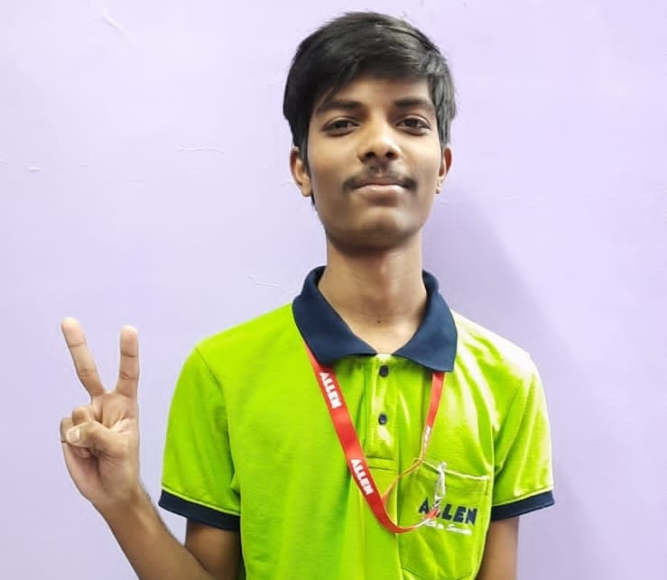 NEET के छत्तीसगढ़ टॉपर सारांश पटेल