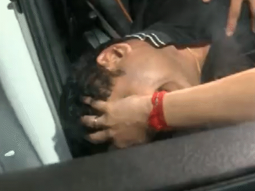 यह चेन्नई के सरकारी अस्पताल के बाहर की तस्वीर है। सीने में दर्द के कारण मंत्री सेंथिल रोने लगे थे।