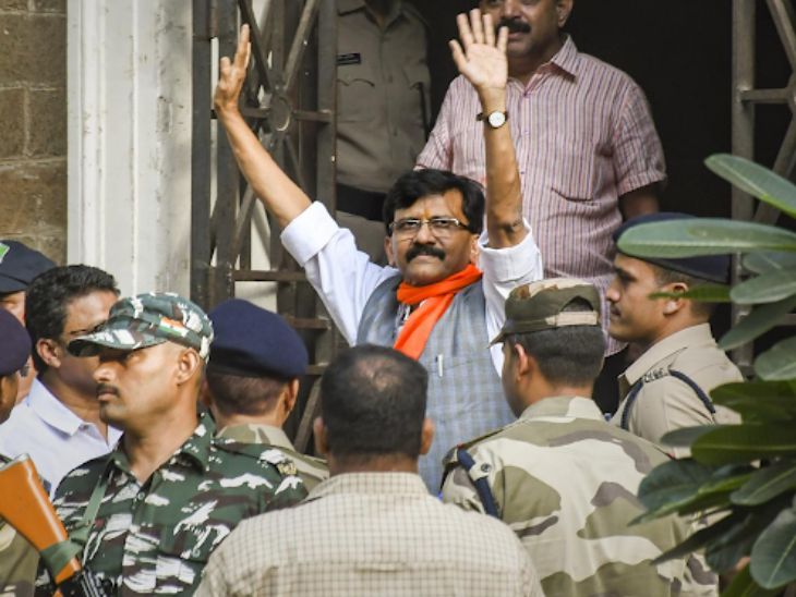 ये फोटो 31 जुलाई 2022 का है। जब ED ने राज्यसभा सांसद संजय राउत को गिरफ्तार किया था।