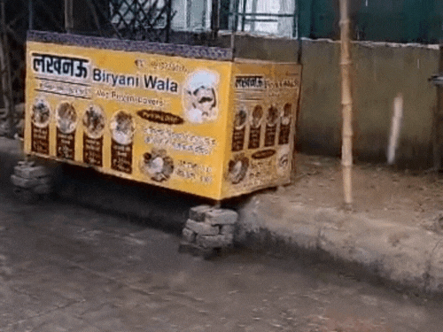 लखनऊ में गुरुवार सुबह हल्की बारिश हुई।