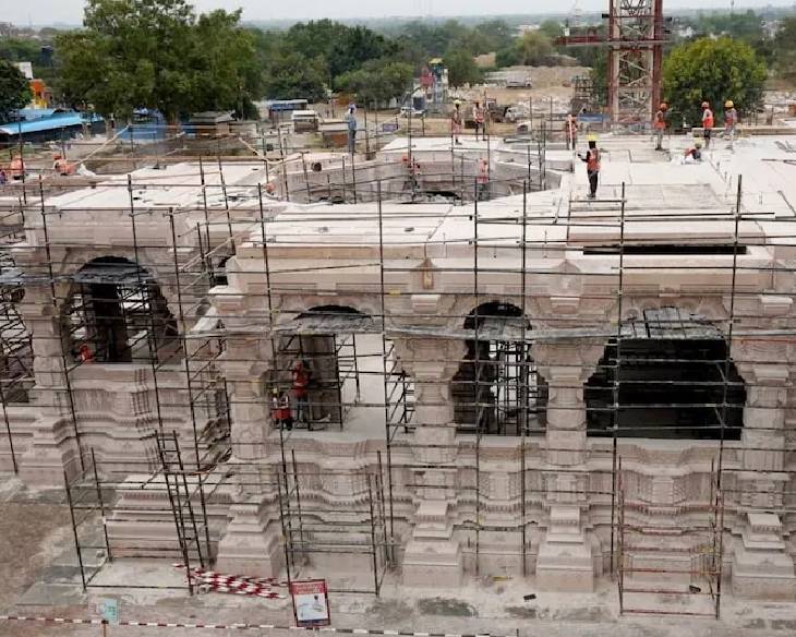 ये फोटो कुछ दिन पहले जारी की गई थी, जिसमें मंदिर में तेजी से निर्माण कार्य चल रहा है।