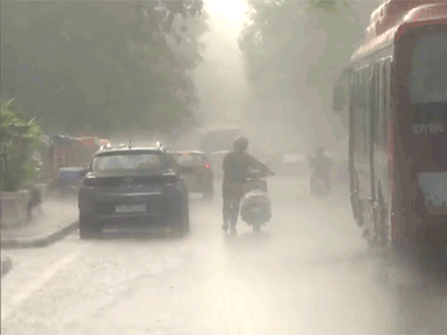 नई दिल्ली में मंगलवार शाम भारी बारिश हुई। तस्वीर आरके पुरम की है।