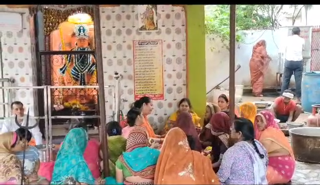 बगिया वाले हनुमान मंदिर पर भजन