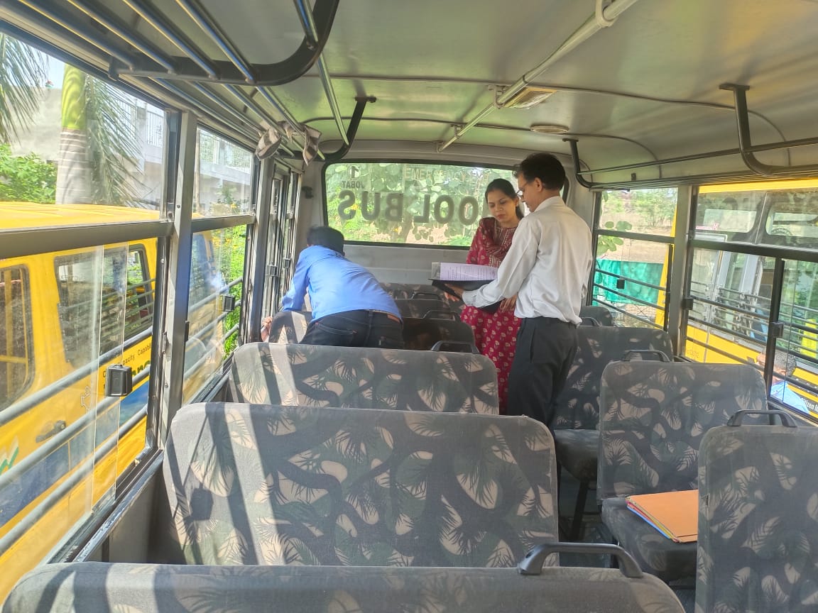 Chartered Bus Jhabua 