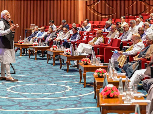 This photo is from July 3.  PM Modi called a meeting of cabinet ministers at Pragati Maidan Convention Center in Delhi.  - Dainik Bhaskar