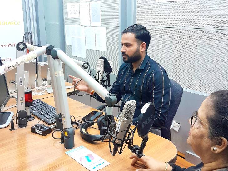 कानपुर के कवि मॉरीशस के रेडियो में देंगे आवाज: 10 जुलाई को रेडियो मॉरीशस में अपनी कविताओं से करेंगे लोगों को मंत्रमुग्ध