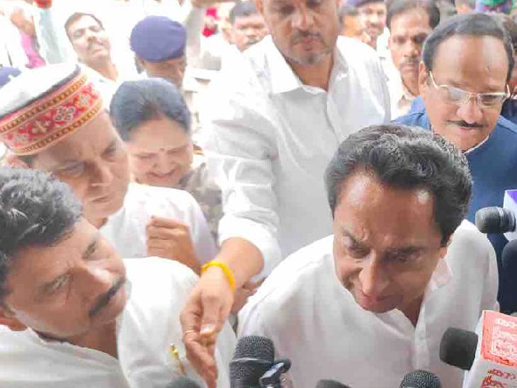 कमलनाथ के नेतृत्व में कांग्रेस के प्रतिनिधिमंडल ने राज्यपाल से मुलाकात की। प्रदेश में आदिवासियों पर अत्याचार के विरोध में ज्ञापन सौंपा।