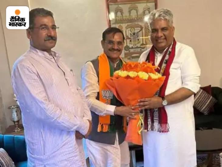 मध्यप्रदेश का चुनाव प्रभारी बनने पर भूपेंद्र यादव को दिल्ली में भाजपा प्रदेश अध्यक्ष वीडी शर्मा और प्रदेश संगठन महामंत्री हितानंद ने बधाई दी थी।