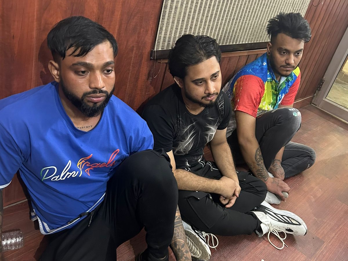 'Maa Neela Tank' series review Sushant and Priya Anand's countryside