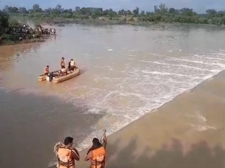 गुरुवार शाम तक तलाशी के बाद नहीं चला था दोनों का पता।