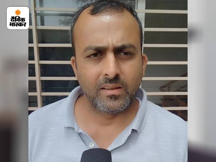 शिकायतकर्ता विजय अंचेरा जिन्होंने फर्जी वकील की पोल खोली।