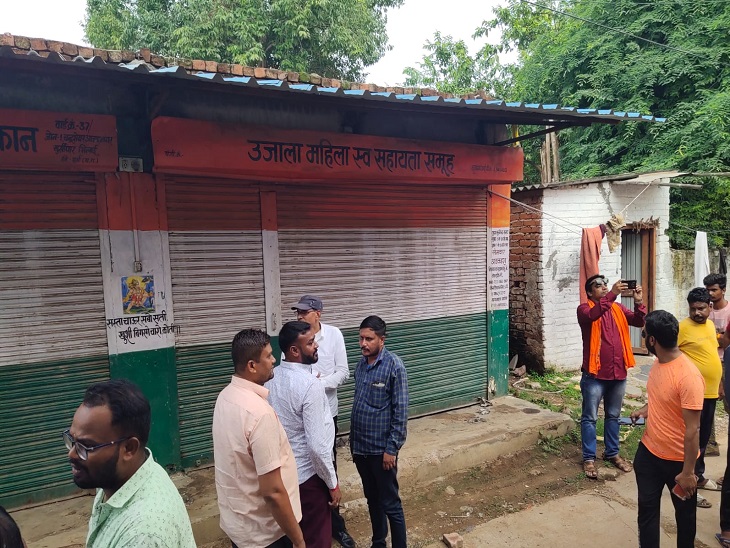 खाद्य अधिकारियों को सूचना के बाद भी बंद मिली दूसरी दुकान