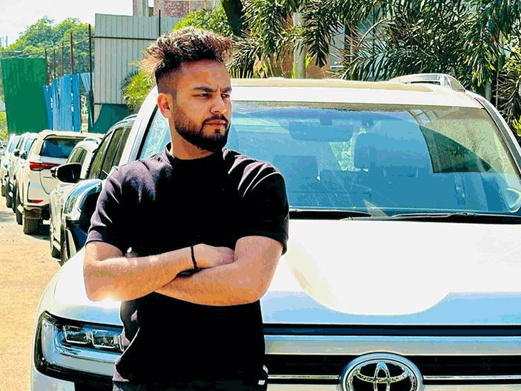 Avinash sachdev issue statment on elvish yadav fans अविनाश के फैमिली