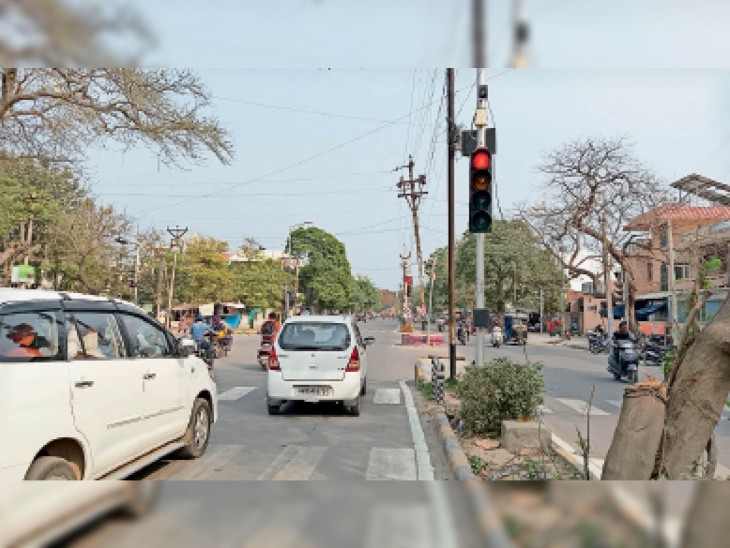 If you cross zebra crossing and traffic signal, you will be fined 55